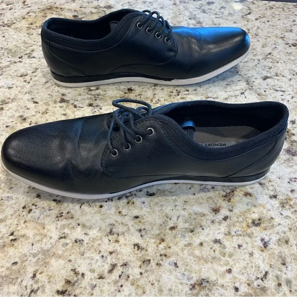 Hawke & Co Memory Foam Shoes “Ilan” Size 11